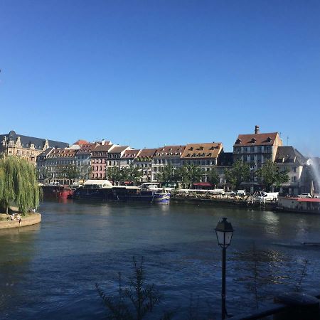 Au Quai Des Pecheurs Lägenhet Strasbourg Exteriör bild